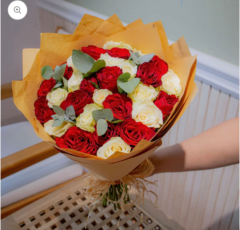 Red & White Roses Bouquet