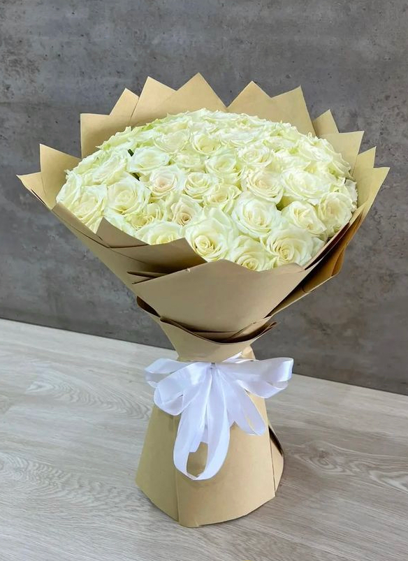 White roses bouquet